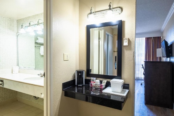 Travelodge by Wyndham Monterey Bay image 20